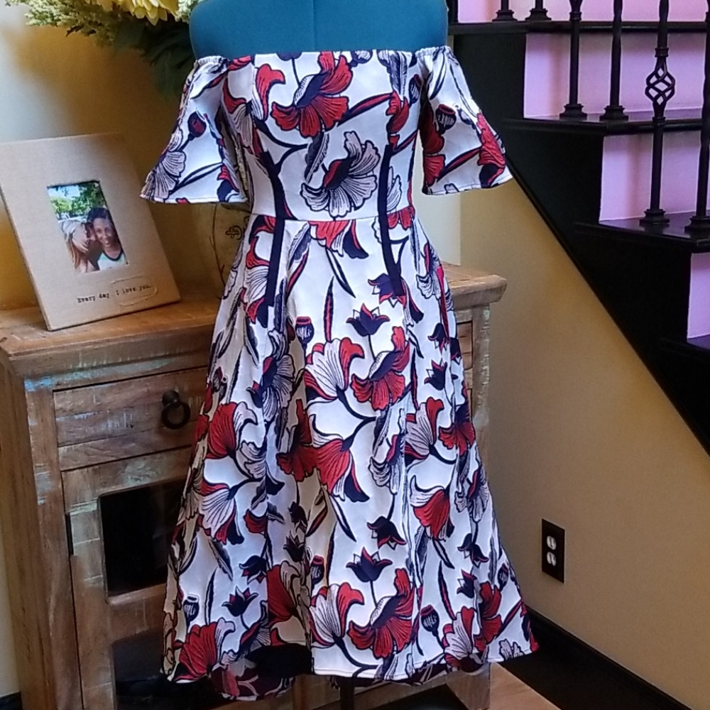 NWT Belle Badgley Mischka Hi-Lo Gown - SZ 2